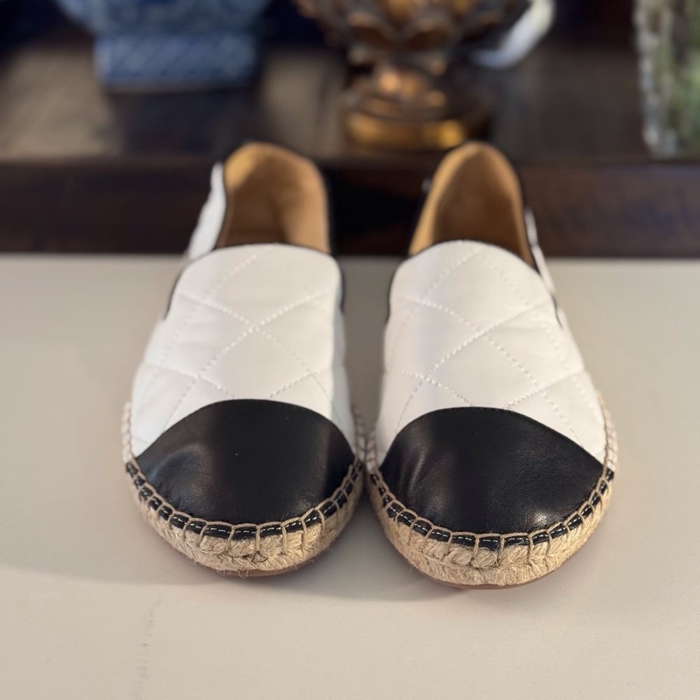 🤍🖤 NWOT TALBOT’S IZZY SOFT LEATHER ESPADRILLES! - Picture 3 of 9